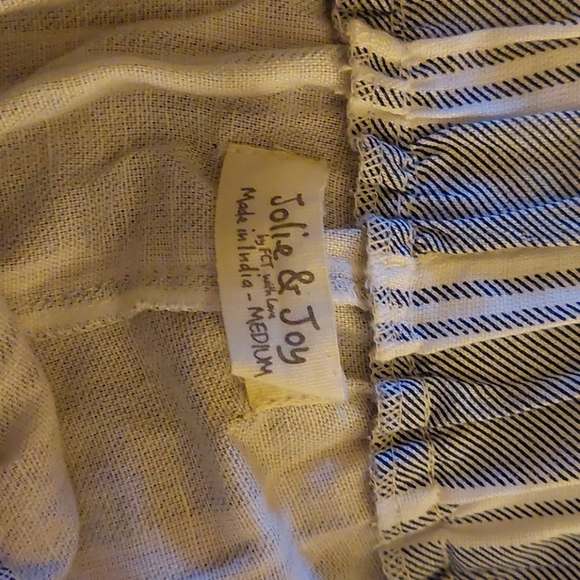 Shorts - Picture 4 of 6